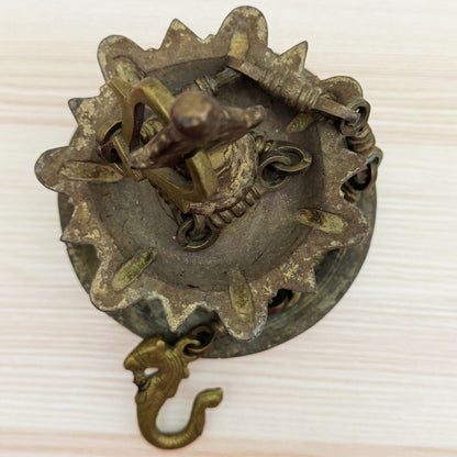 Makara Saptarishi Thooku Vilakku