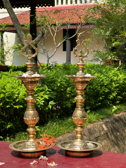 Nilamathi – Handcrafted Nachiyarkoil Brass Kuttu Vilakku